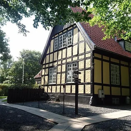 Hotel Egeskoven 2*