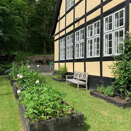 Egeskoven 2*
