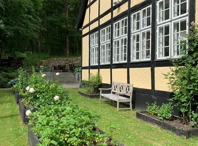 Egeskoven 2*